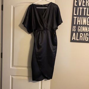 Black express kimono dress